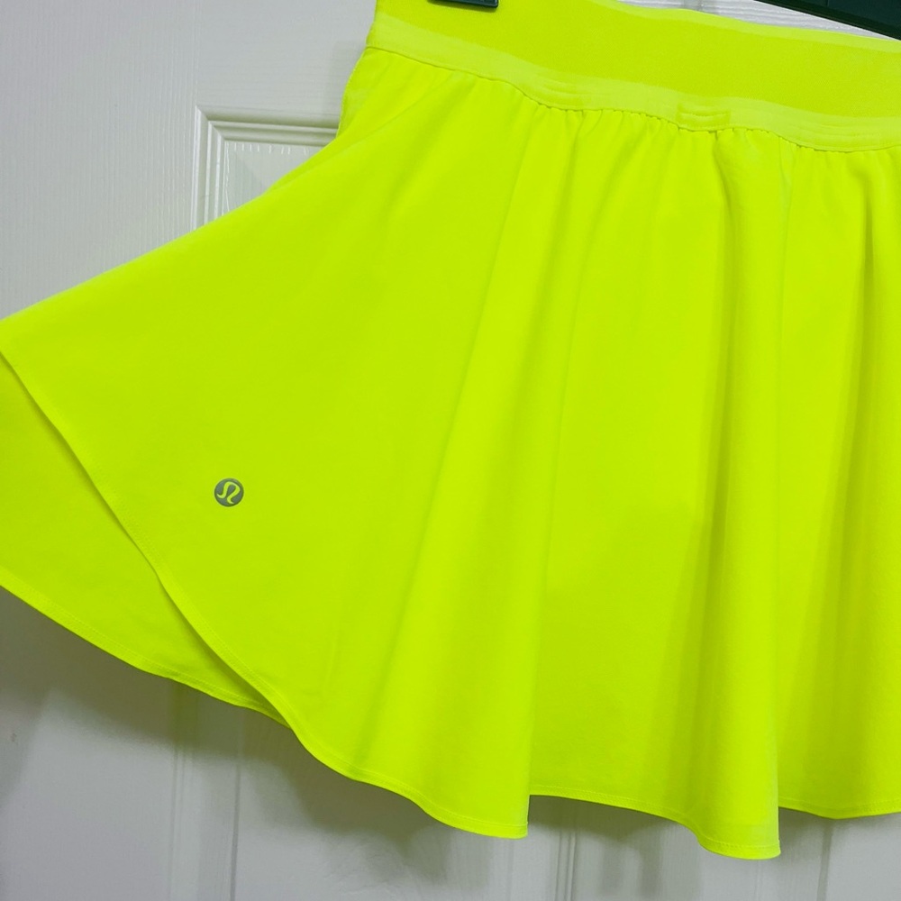 Lululemon Athletica Vibrant Yellow Skater Skirt,size 6 - Picture 2 of 5